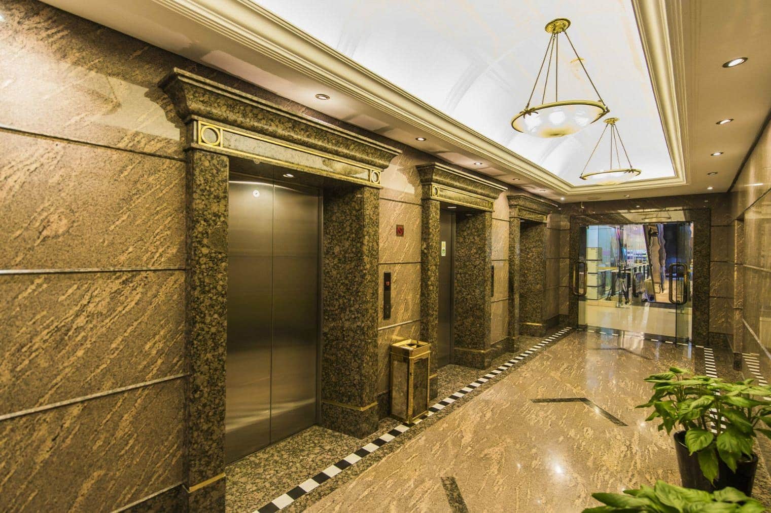 电梯厅